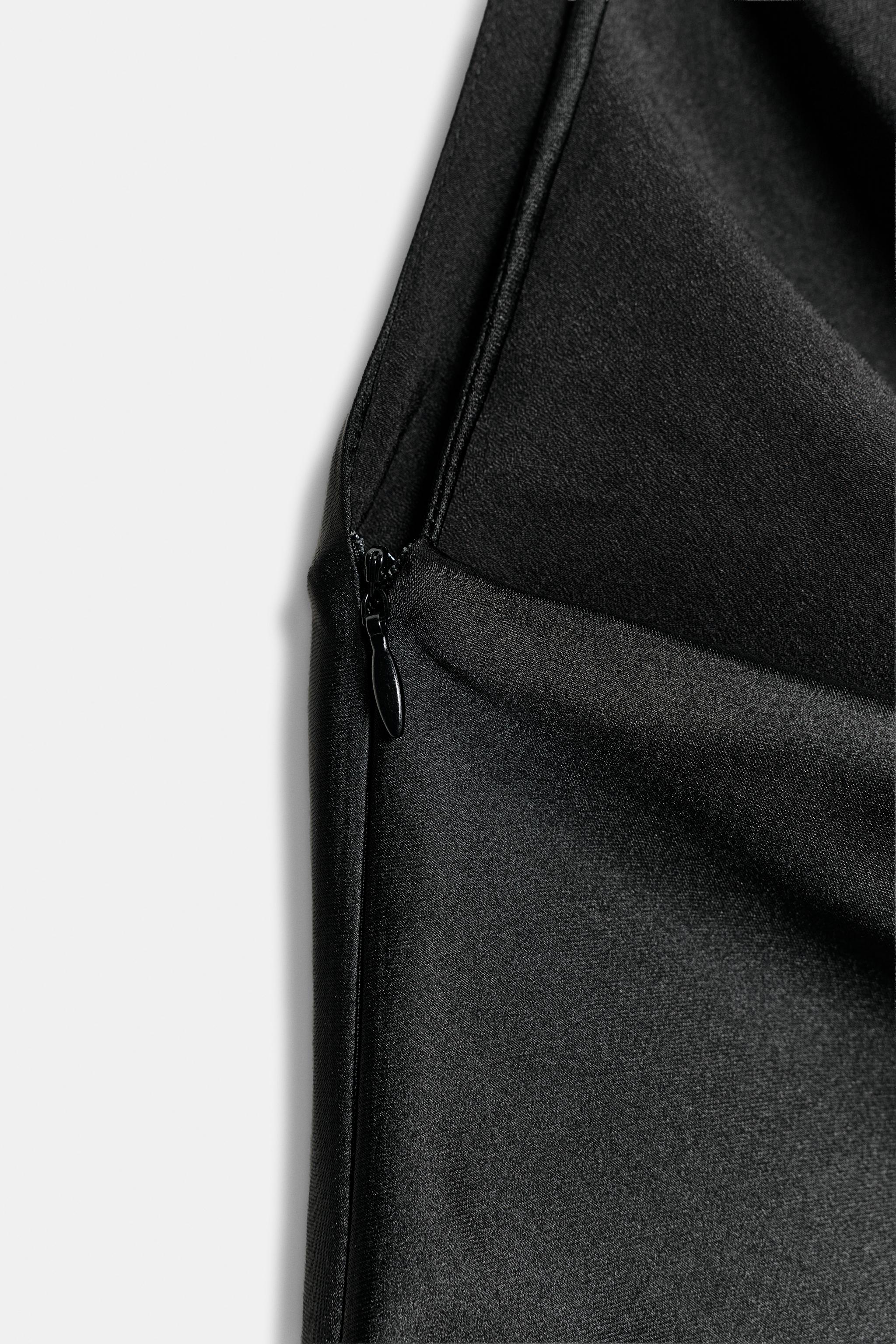 SATIN EFFECT HALTER DRESS